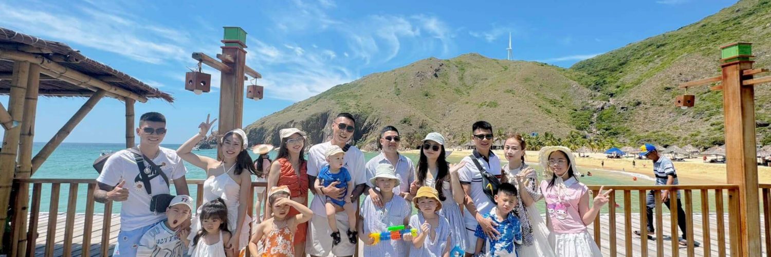 Trải nghiệm tour du lịch cùng Touring.vn